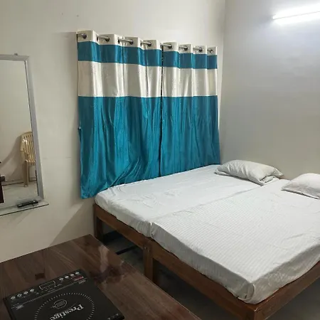 Temple View Home Stay Tiruvannamalai Exterior photo