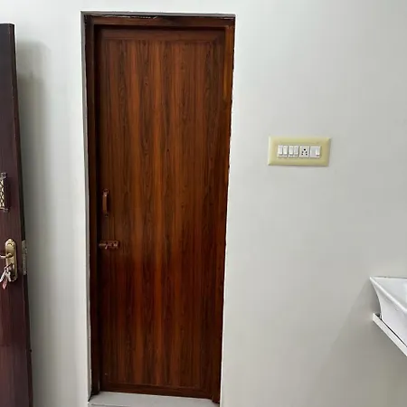 Temple View Home Stay Tiruvannamalai Exterior photo