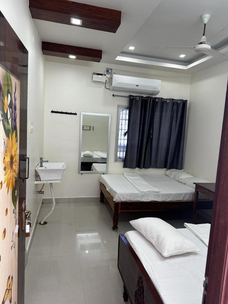 Temple View Apartment