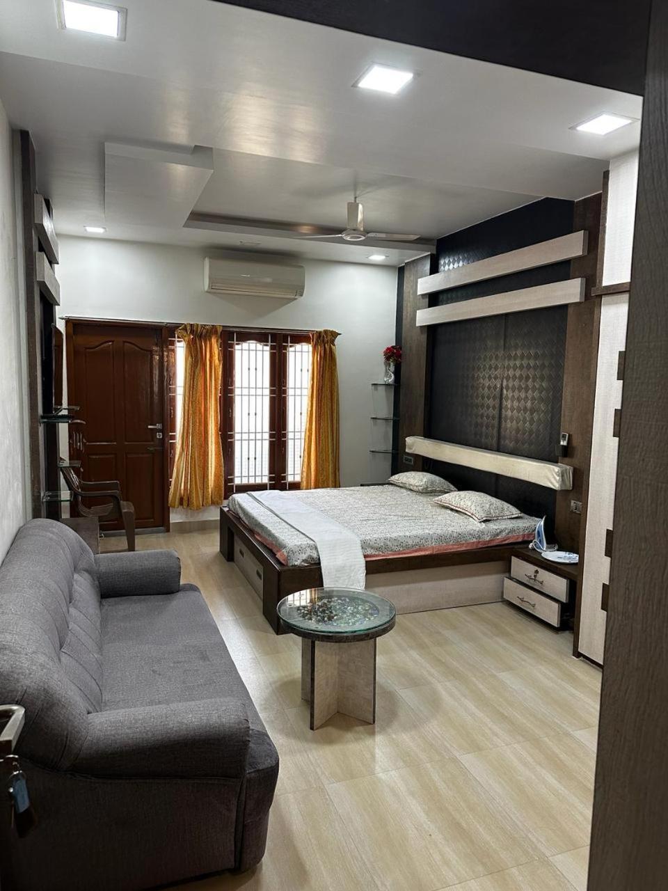 Temple View Apartment