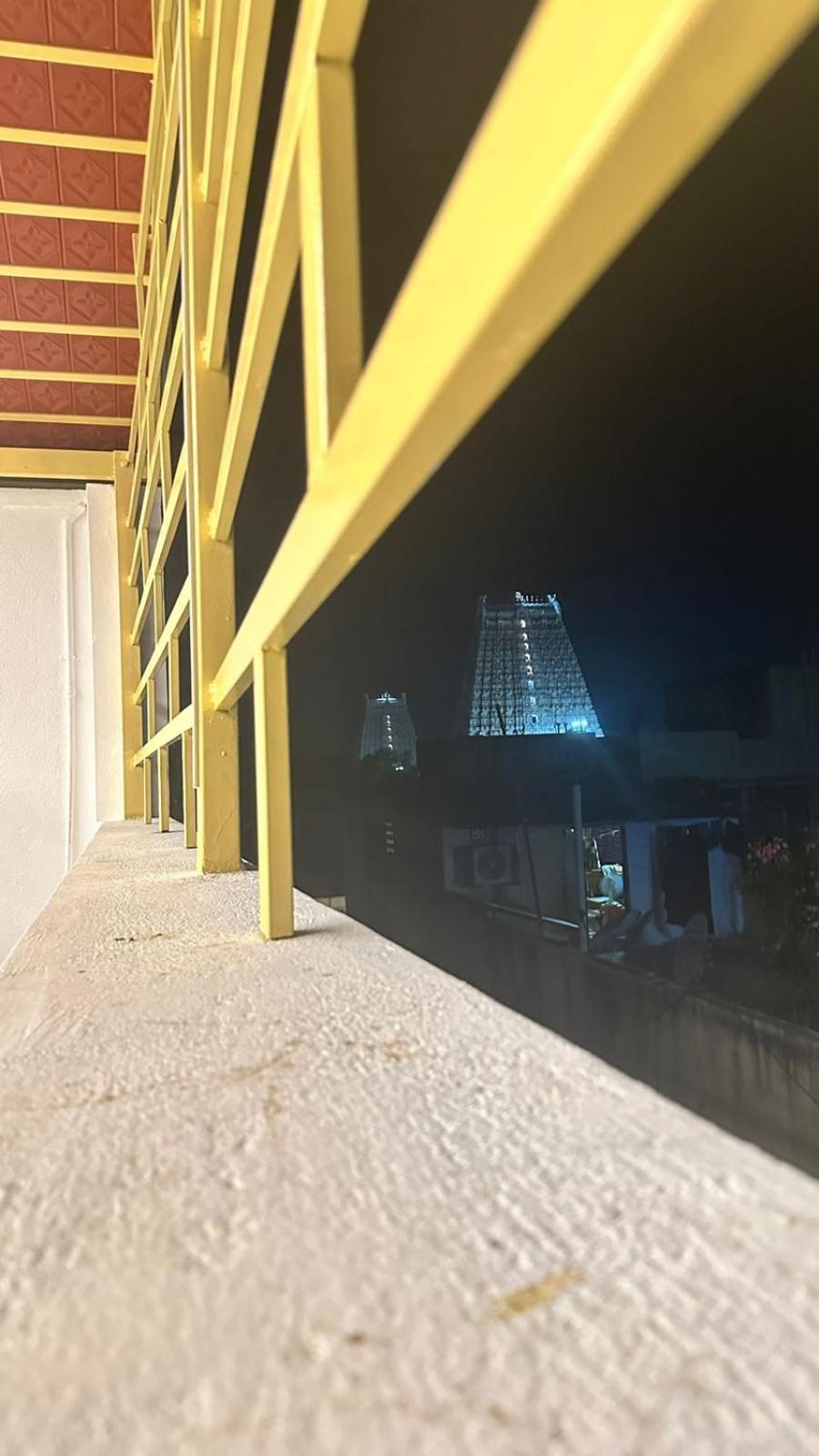 Temple View Apartment